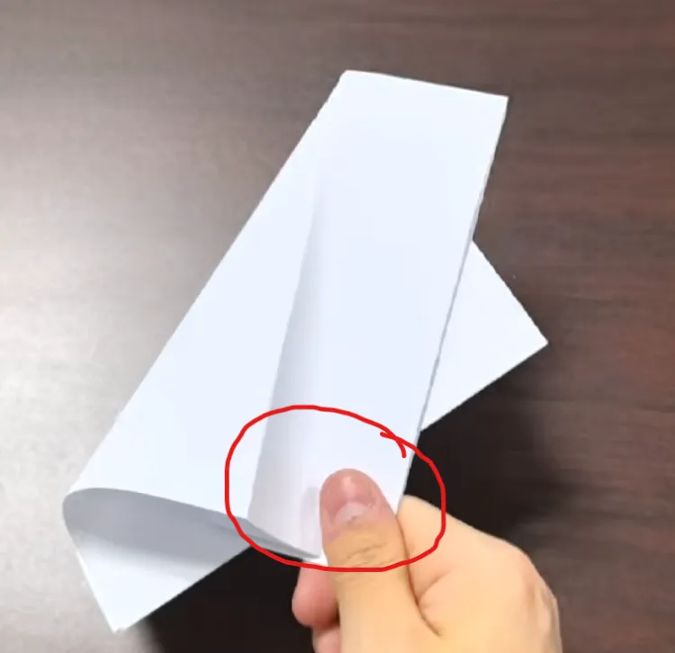 纸炮巨响的秘密:一张纸如何产生微型“音爆”?